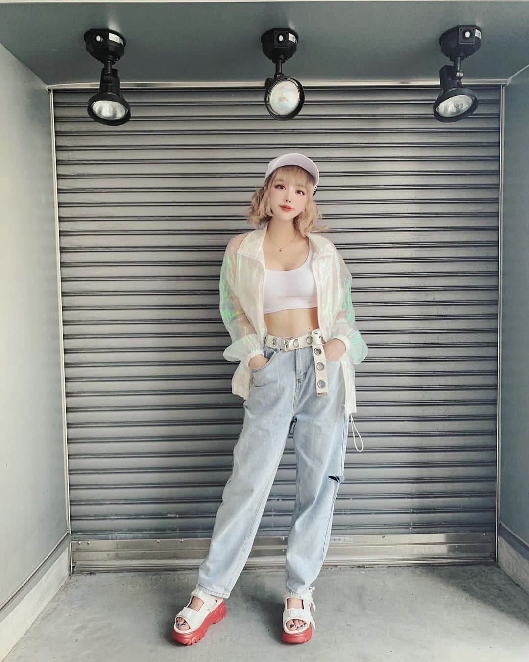 くまくまくまさんのインスタグラム写真 くまくまくまinstagram 6月も もうすぐ終わる T T 今月もいろいろ勉強できて充実してる1ヶ月だった 7月もよろしくね 今日のコーデ ダメージデニム Pivot Door ストリート系女子