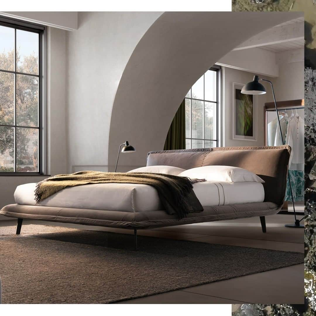 Natuzzi Officialさんのインスタグラム写真 - (Natuzzi OfficialInstagram)「The wonderful softness of the Piuma bed can be perceived at first glance. Looking at the headboard, it is easy to imagine two pillows joined together providing ultimate comfort.  #Natuzzi #NatuzziItalia #unitedforharmony #comfort #elegance #design #lifestyle #style #furniture #homefurniture #madeinitaly #living #interiordesign #decor #furnituredesign #homedesign #inspiration #interior #instadesign #designlovers #italianstyle #homedecor #lovedesign #designers #designer」6月30日 19時00分 - natuzzi