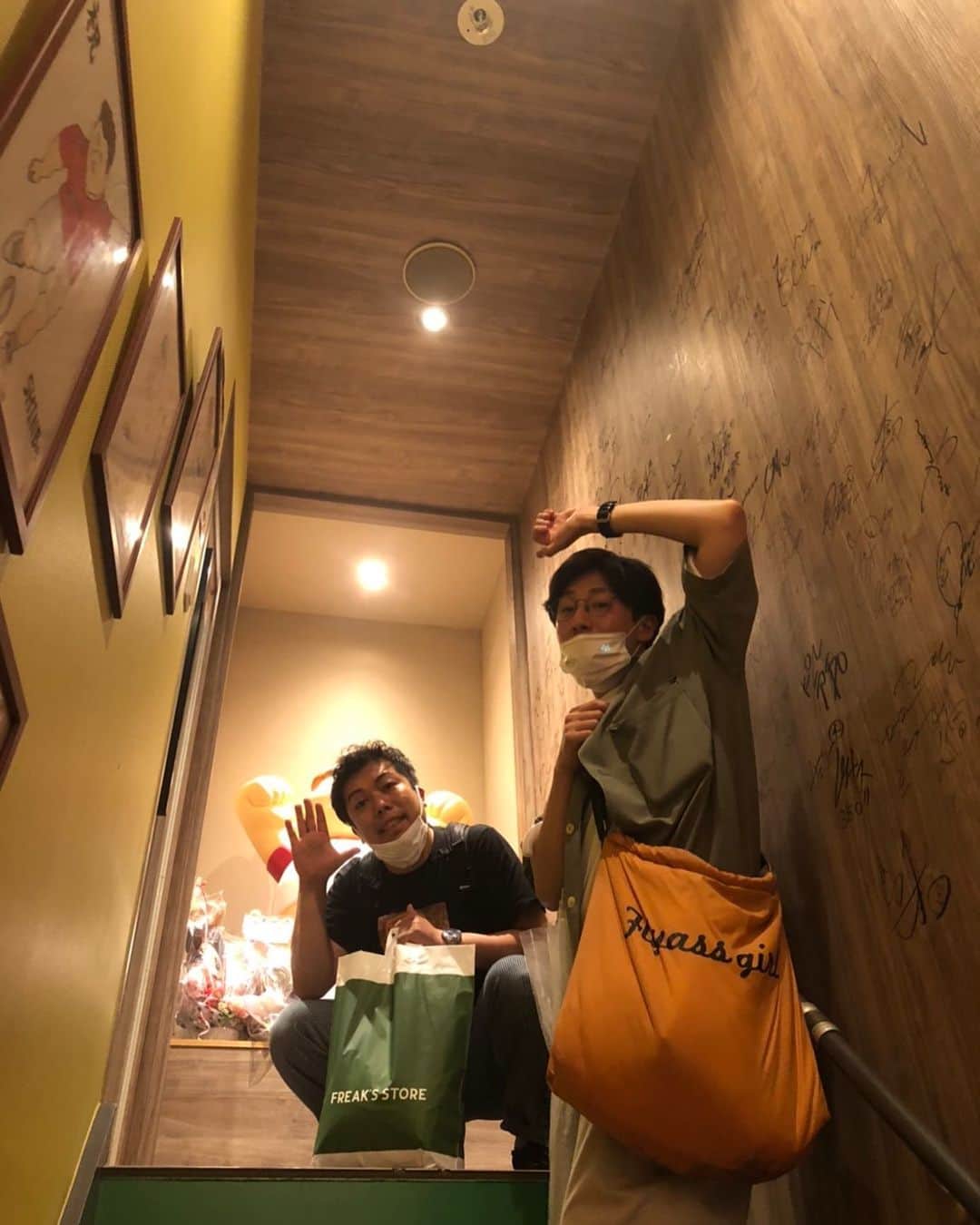 池田真一のインスタグラム：「先日 ヘンダーソン中村フーさん マルセイユ別府 来てくれました！  ありがとうございます😄」
