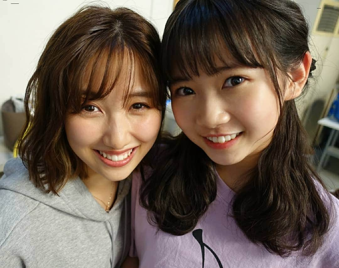 石田亜佑美さんのインスタグラム写真 - (石田亜佑美Instagram)「. . 5月の birthday girls♥️ . #佐藤優樹 #5月7日 #岡村ほまれ #5月9日 . リモートでお祝いはしたけど、 (モーニングのYouTubeぜひ見て) 会ってお祝いも出来て良かったです . . . フルーツも美味しかった😋 . #まーちゃん #ほまちゃん #誕生日 #birthday #さくらんぼ #ぶどう #morningmusume20 #モーニング娘20 #石田亜佑美」6月30日 19時22分 - ayumi_ishida.official