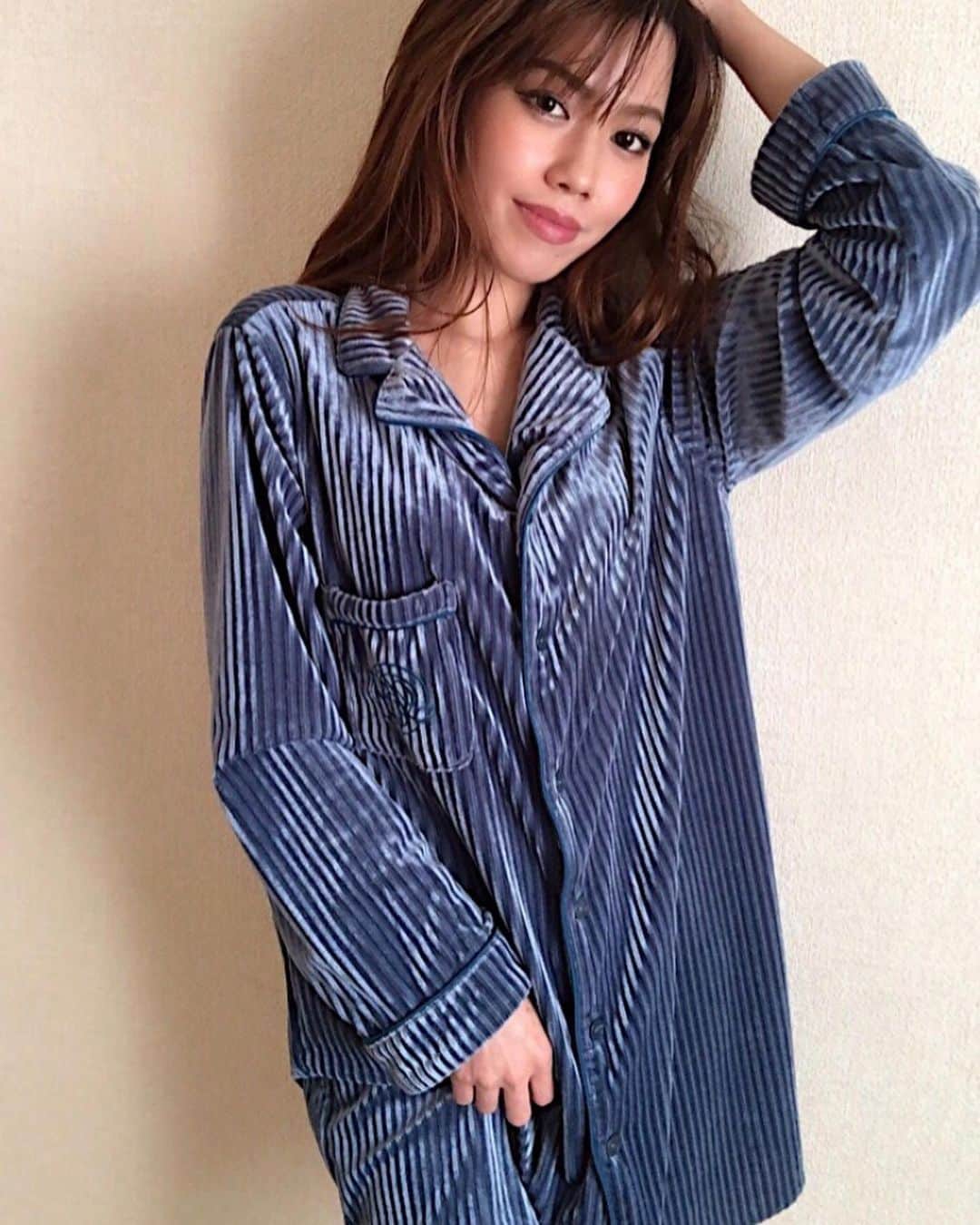 Ravijour札幌4丁目プラザ店のインスタグラム：「今時期は羽織にも💗スタッフも愛用中のルームウェアのご紹介です✨  詳細はブログ更新中！ TOPのURLから飛べます😌💗  #Ravijour #ラヴィジュール #RavijourStaff #Ravijoursapporo #ravijourofficial」