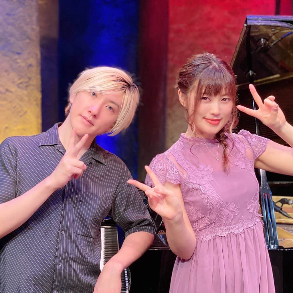 のインスタグラム：「. ‪【チケット購入&視聴は7/3まで】‬ ‪6/27に開催した配信ライブpassege番外編は アーカイブで１週間視聴可能&チケットも購入可能です。 カメラも沢山で見所だらけ！ 今からでも、そして何度でも是非楽しんで下さいね✨ . ⚫︎7/1(Wed.)PM9:00〜 Twitterで実況コメントをしながら アーカイブを一緒に観ようの会をします☆ 私が解説しながらつぶやくので、 みんなもぜひハッシュタグをつけて Twitterでですが、参加してみてね✨  #佐咲アコライ ‬#吉祥寺starpinescafe  . ‪URL:  https://t.pia.jp/pia/event/event.do?eventBundleCd=b2062144‬」