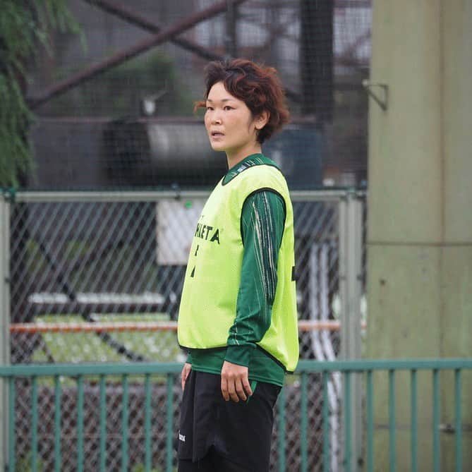 東京ヴェルディさんのインスタグラム写真 - (東京ヴェルディInstagram)「なでしこリーグ開幕に向けて、着々と準備をしています。﻿ いつも通りの笑顔でリラックスしているかと思いきや、真剣な表情でボールを追う女王たちのメリハリの良さには脱帽です👸⚽️﻿ ﻿ ﻿ 2020プレナスなでしこリーグ1部 第1節﻿ 🆚ノジマステラ神奈川相模原﻿ 🗓7月19日（日）﻿ 🕧18:00 キックオフ﻿ 🖥YouTube『なでしこリーグチャンネル』﻿ ﻿ ﻿ #長谷川唯﻿ #三浦成美﻿ #清水梨紗﻿ #阪口夢穂﻿ #植木理子 #小林里歌子 #土光真代 #beleza﻿ #ベレーザ #日テレベレーザ #日テレ東京ヴェルディベレーザ #東京 #tokyo﻿」6月30日 20時31分 - tokyo_verdy