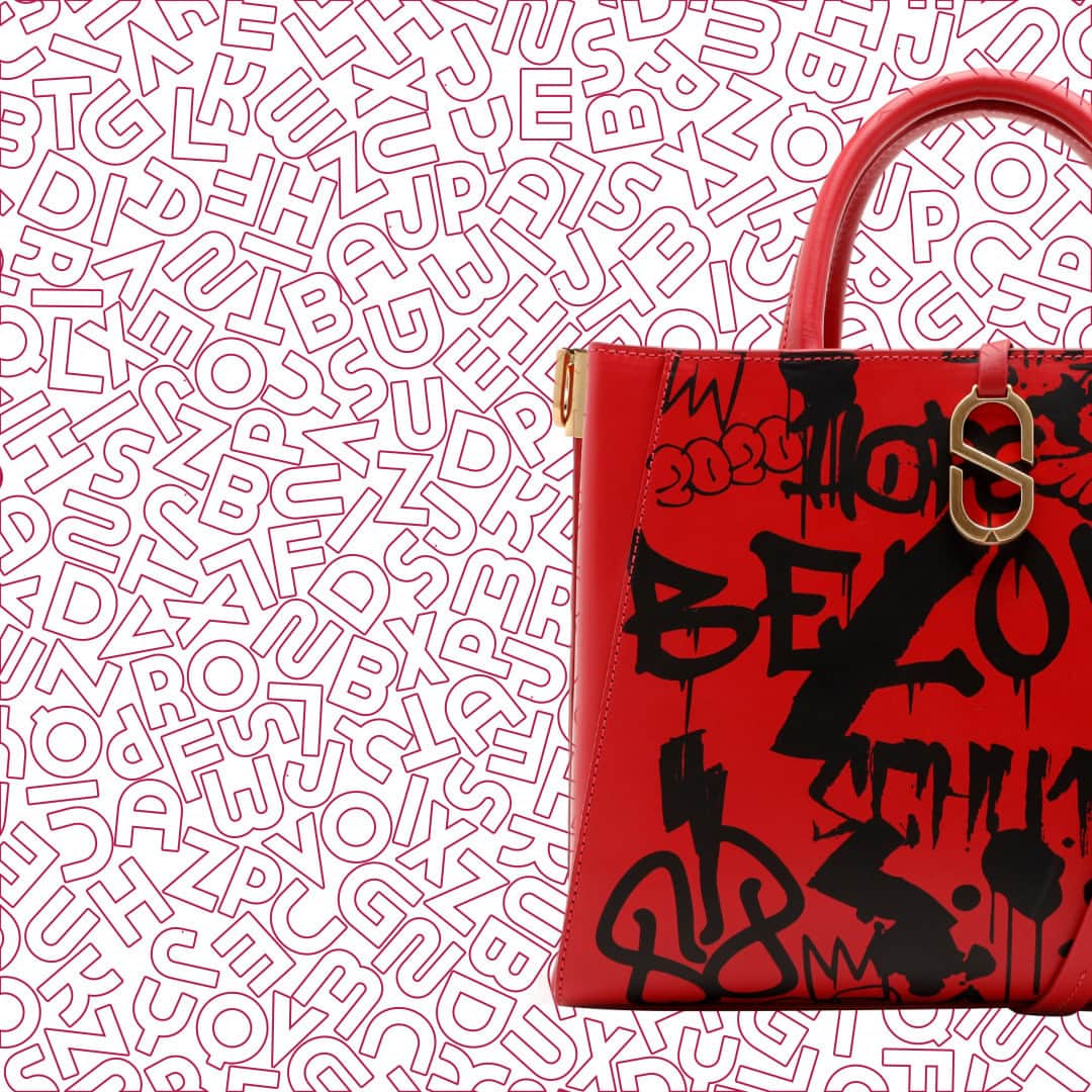 Schutzのインスタグラム：「NEW IN: TOTE "A TO Z" STREET RED ❤️ #newin #schutzatoz」