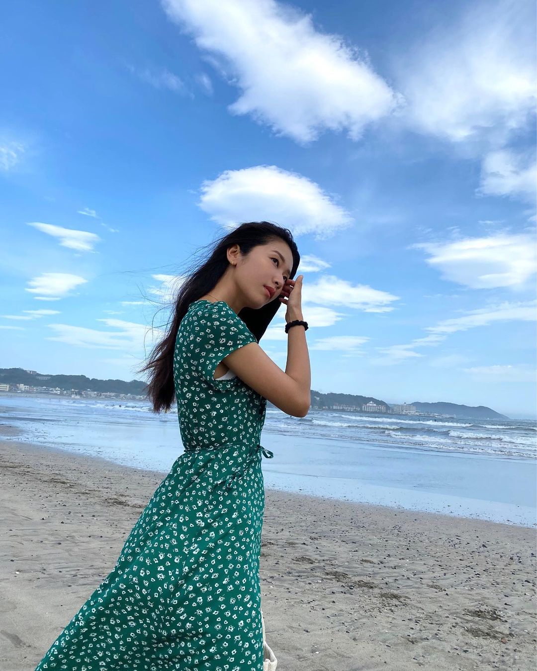 恵里花のインスタグラム：「空がとっても綺麗だった日⛅️ ﻿ #erikasfd﻿ #ootd﻿ #styleoftheday」