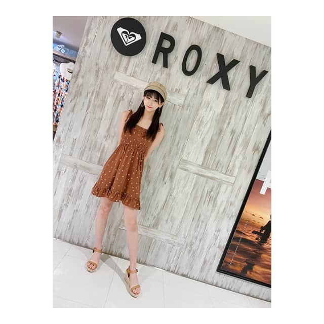 金子みゆさんのインスタグラム写真 - (金子みゆInstagram)「🐧﻿ ﻿ 今日はどんな一日でしたか？？﻿ ﻿ #roxy﻿  #roxyjapan」6月30日 21時20分 - kaneko_miyu0813