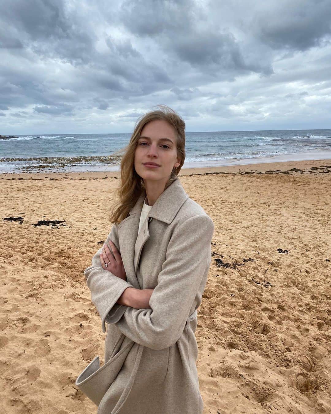 ヴァネッサ・アクセンテのインスタグラム：「🌬🌬」