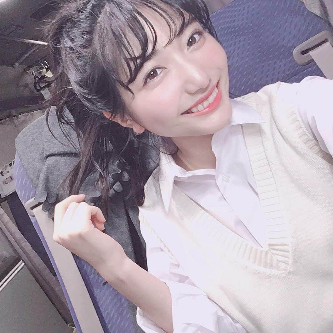 加藤咲希のインスタグラム：「12月ぐらい…？ 髪が長い🧐 . . . . . . . . #nicola #ニコラ #モデル #ニコモ #ニコラモデル #加藤咲希 #かとぅ #かとっこ🐱🌸 #オフショ #オフショット #cupop #自撮り #ポニーテール #黒髪 #巻き髪 #漏れなく盛れます #soda」