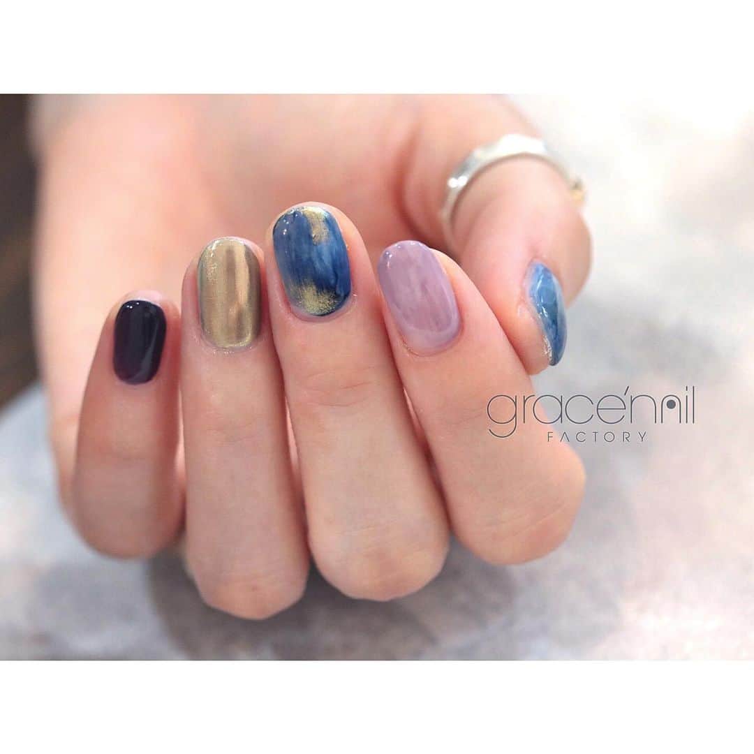 Gracenailfactoryさんのインスタグラム写真 Gracenailfactoryinstagram Accentのバランス Design By Gracenailfactory Haruka グレースネイルファクトリー 大阪堀江 堀江ネイル ショートネイル カジュアルネイル ファッジネイル ニュアンスネイル ちゅ