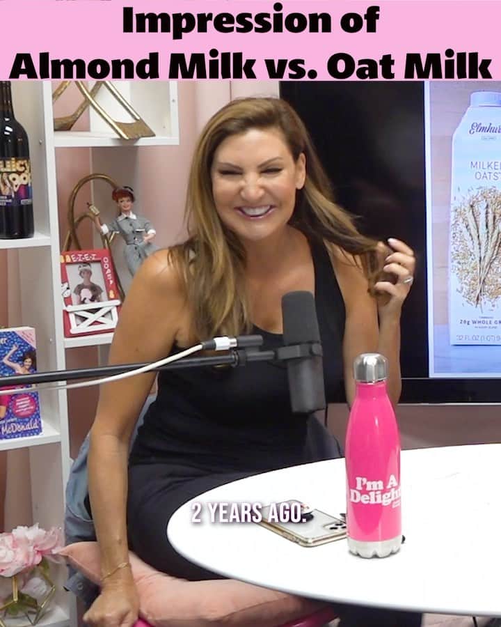 ヘザー・マクドナルドのインスタグラム：「Who’s side are you on? Almond milk or Oat? @jtfirstman is on today’s Juicy Scoop! Have you listened?」