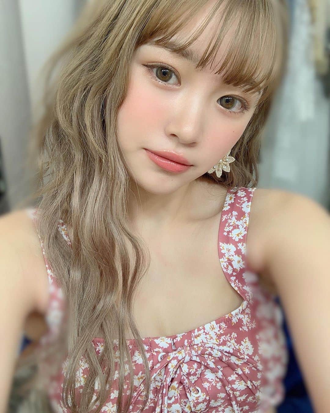 平野夢来（ゆぴぴ）のインスタグラム：「Popteen発売日です‪‪❤︎‬‪‪❤︎‬ ・ ・ ・ 今月号から色々な企画に載っています✨ 皆さんのおかげで復帰出来て本当に嬉しい🥺👏 これからもよろしくお願いします‪‪❤︎‬‪‪❤︎‬ ・ ・ #lnstalike #like4like #f4f #lnstagood #lnstapic  #cecilmcbee」