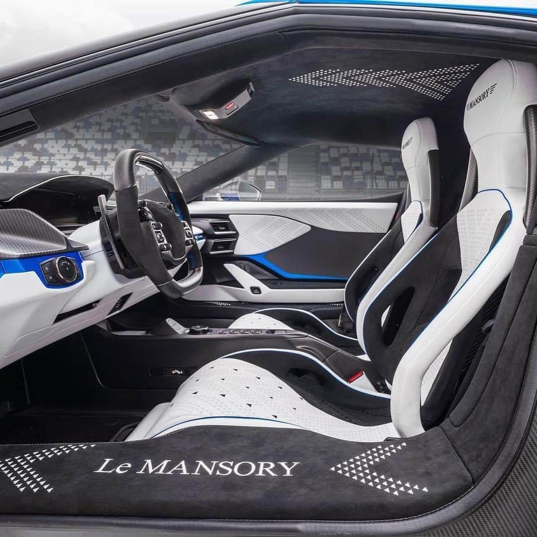 CARLiFESTYLEさんのインスタグラム写真 - (CARLiFESTYLEInstagram)「700hp LeMansory based on the Ford GT. What do you guys think? @mansory #carlifestyle」7月1日 0時49分 - carlifestyle