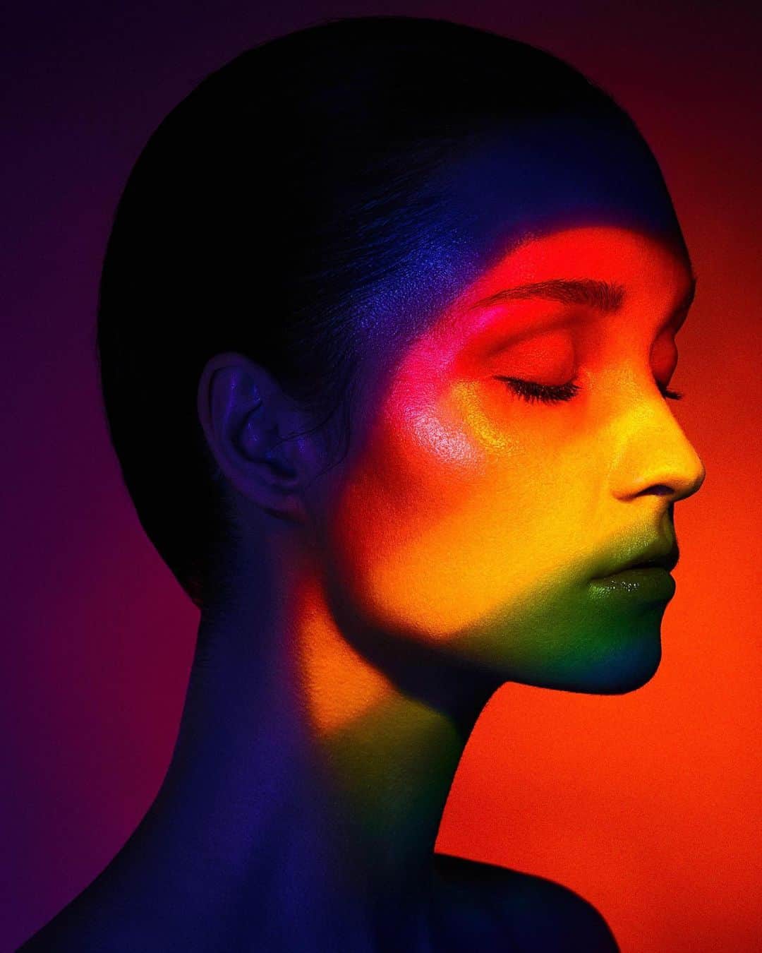 CANON USAさんのインスタグラム写真 - (CANON USAInstagram)「"Happy Pride! I am thankful that my life is filled with beautiful art, amazing people, and incredible memories because of my fabulous friends in the LGBTQ community." Thanks to #CanonExplorerOfLight @lindsayadler_photo for sharing this stunning image with us.   Camera: #Canon EOS 5D Mark IV Lens: EF 24-105mm f/4L IS II USM Aperture: f/11 ISO: 200 Shutter Speed: 1/200 sec」7月1日 0時59分 - canonusa