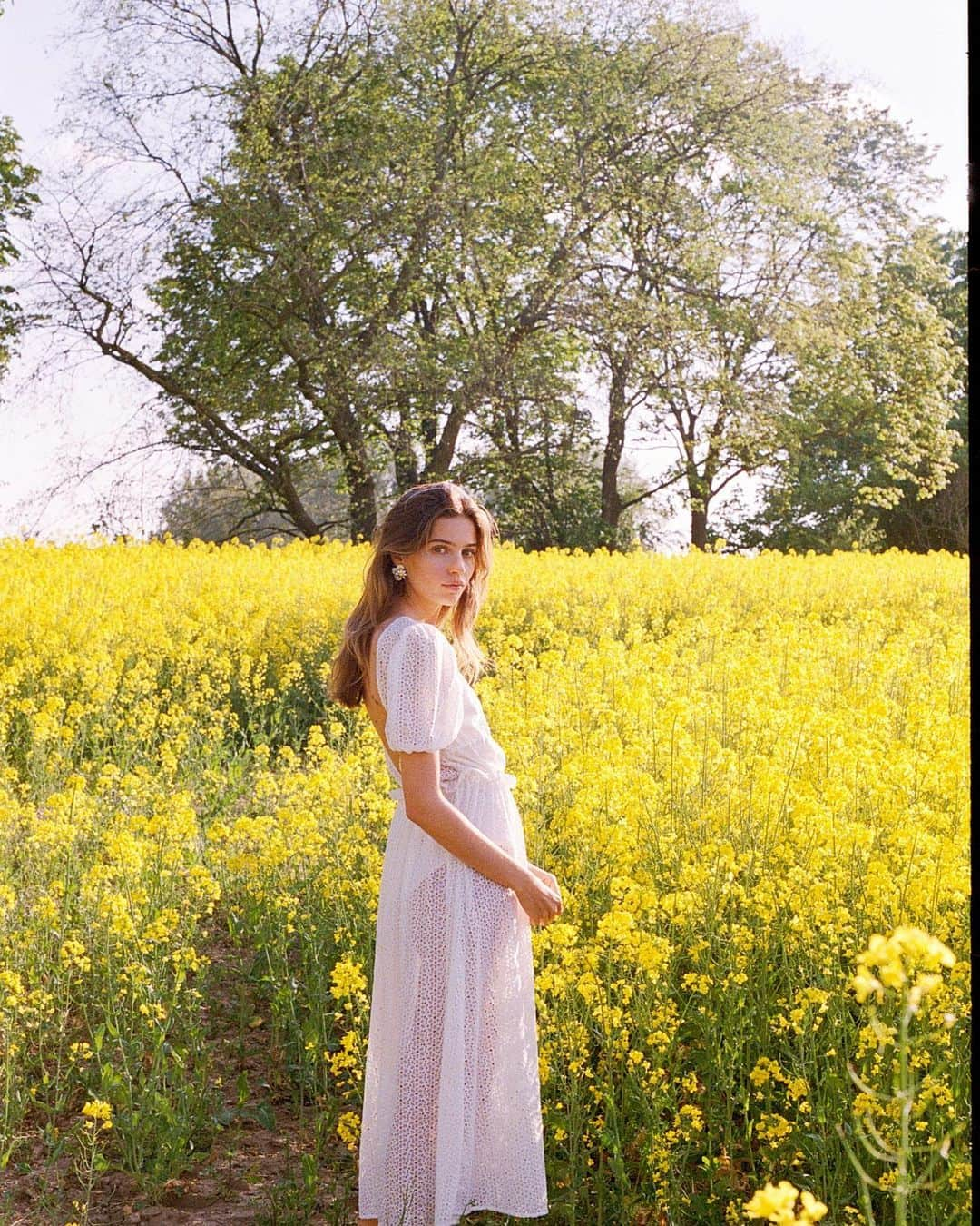 For Love & Lemonsさんのインスタグラム写真 - (For Love & LemonsInstagram)「You can find us here 🌼 The Cosmo Maxi Dress」7月1日 2時03分 - forloveandlemons