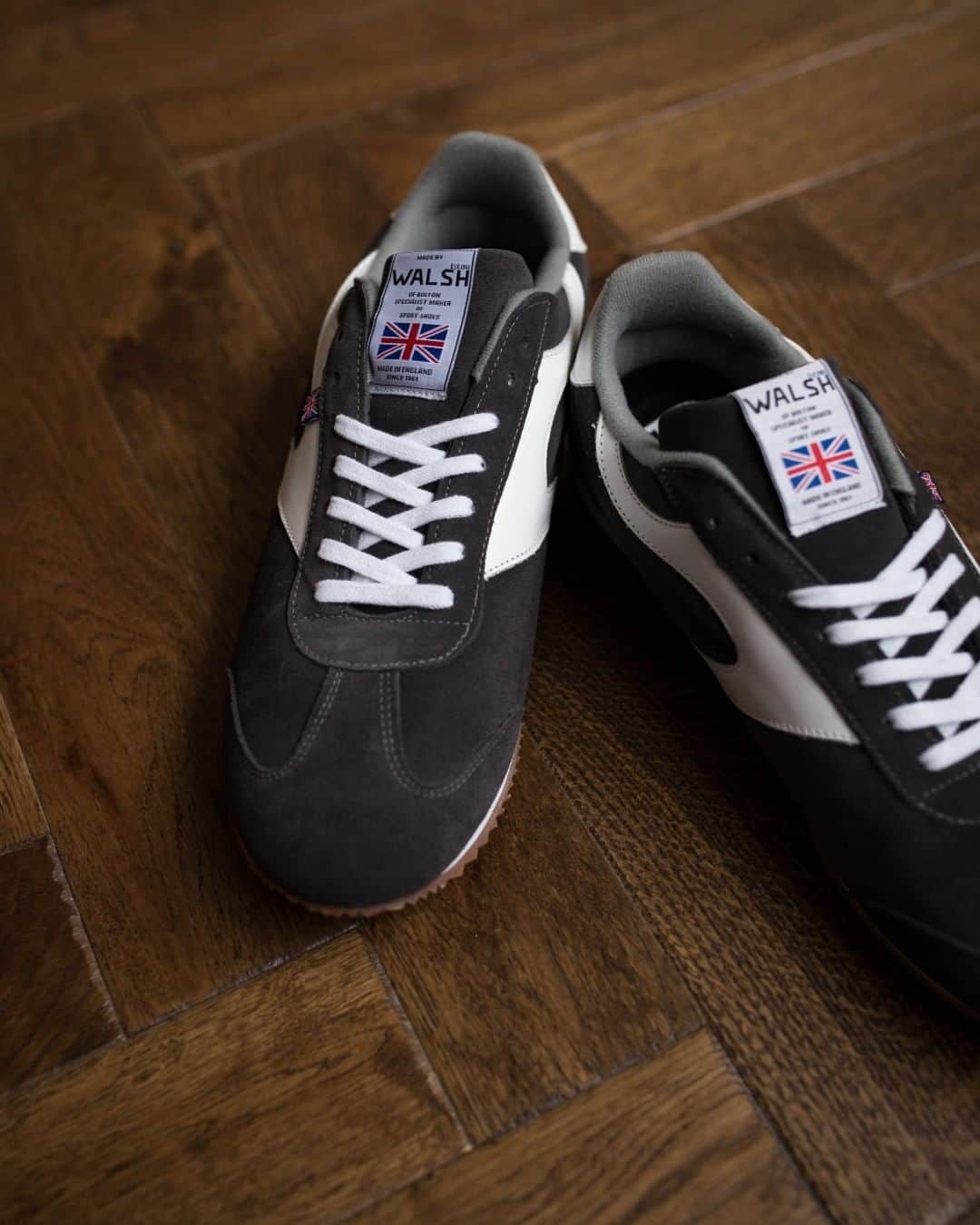 ウォルシュのインスタグラム：「We're down to our final few sizes in our Attack Grey 😍 . 📸 @morganrbarfield  . . #normanwalshuk #normanwalsh #britishmanufacturing #madeinbritain #ukmfg #shoes #footwear #sneakers #mens #mensstyle #mensfashion #sports #sport #athleisure #british #ootd」