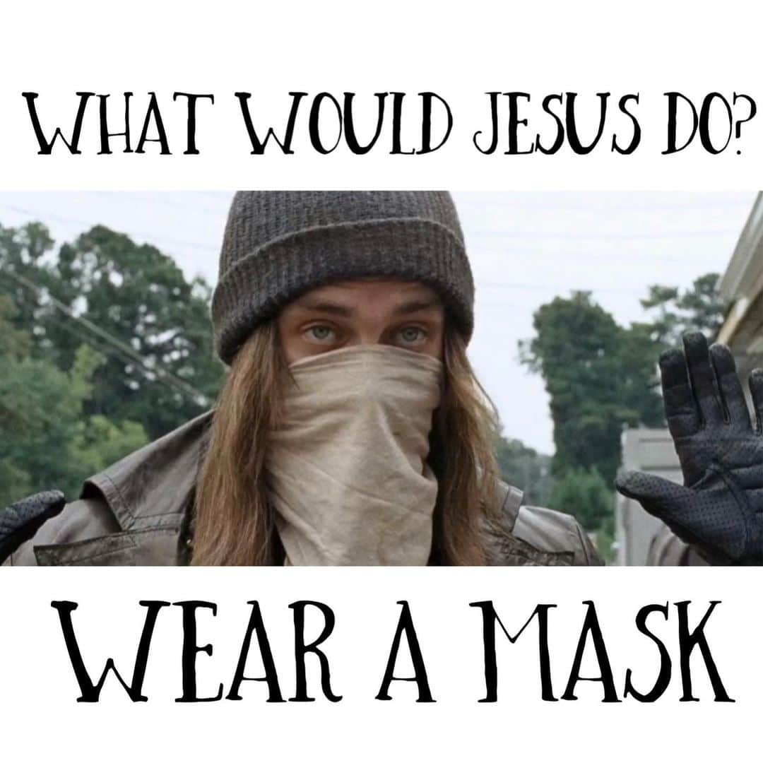 トム・ペインさんのインスタグラム写真 - (トム・ペインInstagram)「Now we can all pretend we’re in the apocalypse. Come on guys, it’s not that hard. #TheWalkingDead #TWDFamily #WWJD」7月1日 4時03分 - thetompayne