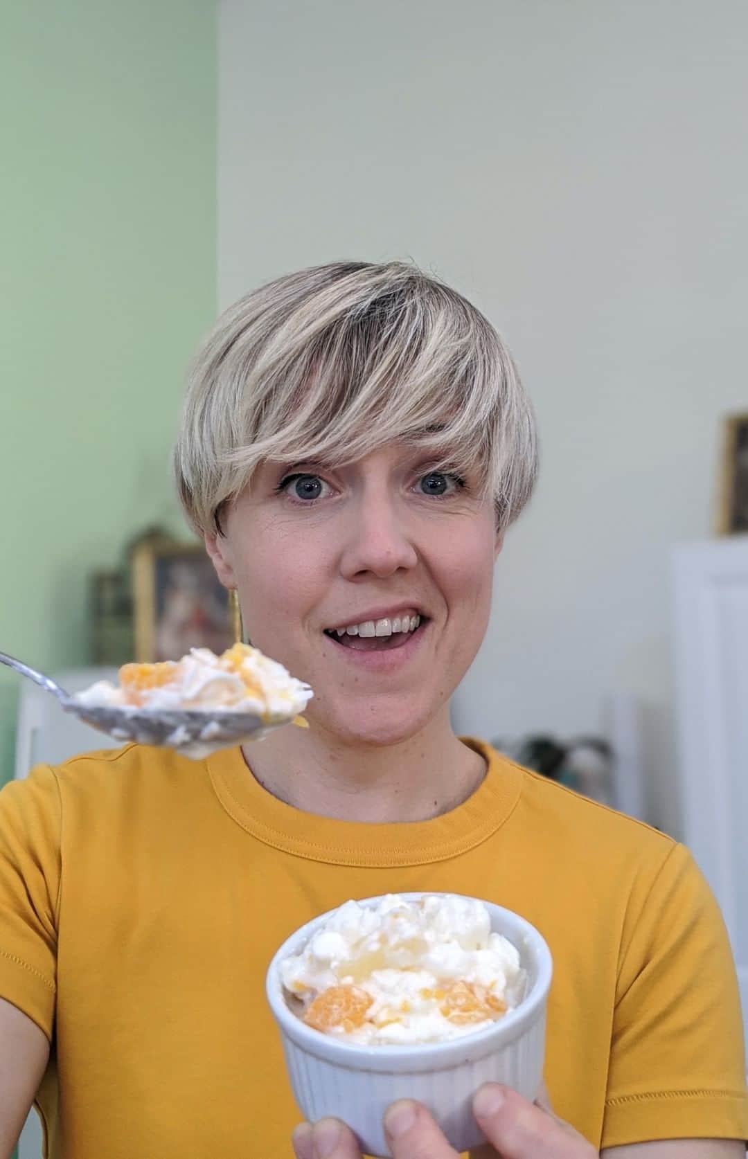 ハナー・ハートのインスタグラム：「Hi internet family! Today I am trying my hand at making the food of the gods... Ambrosia salad! I have never tried ambrosia salad before and I know that it is a bit of a controversial dish, so let's see if this Pantry Party has a happy ending once I finally get the courage to try it! Have you tried Ambrosia Salad before? Leave a comment and let me know!」
