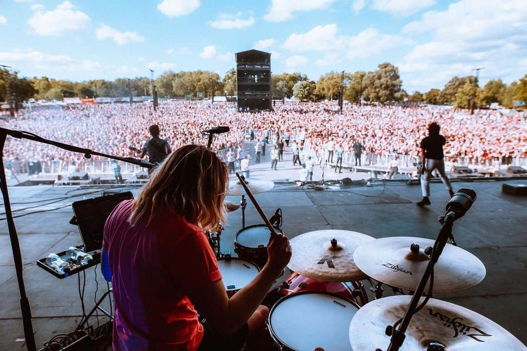 Don Brocoさんのインスタグラム写真 - (Don BrocoInstagram)「1 whole year ago today @communityldn 😎 we miss u guys!!! 📷 @thomaslislebrooker」7月1日 4時32分 - donbroco