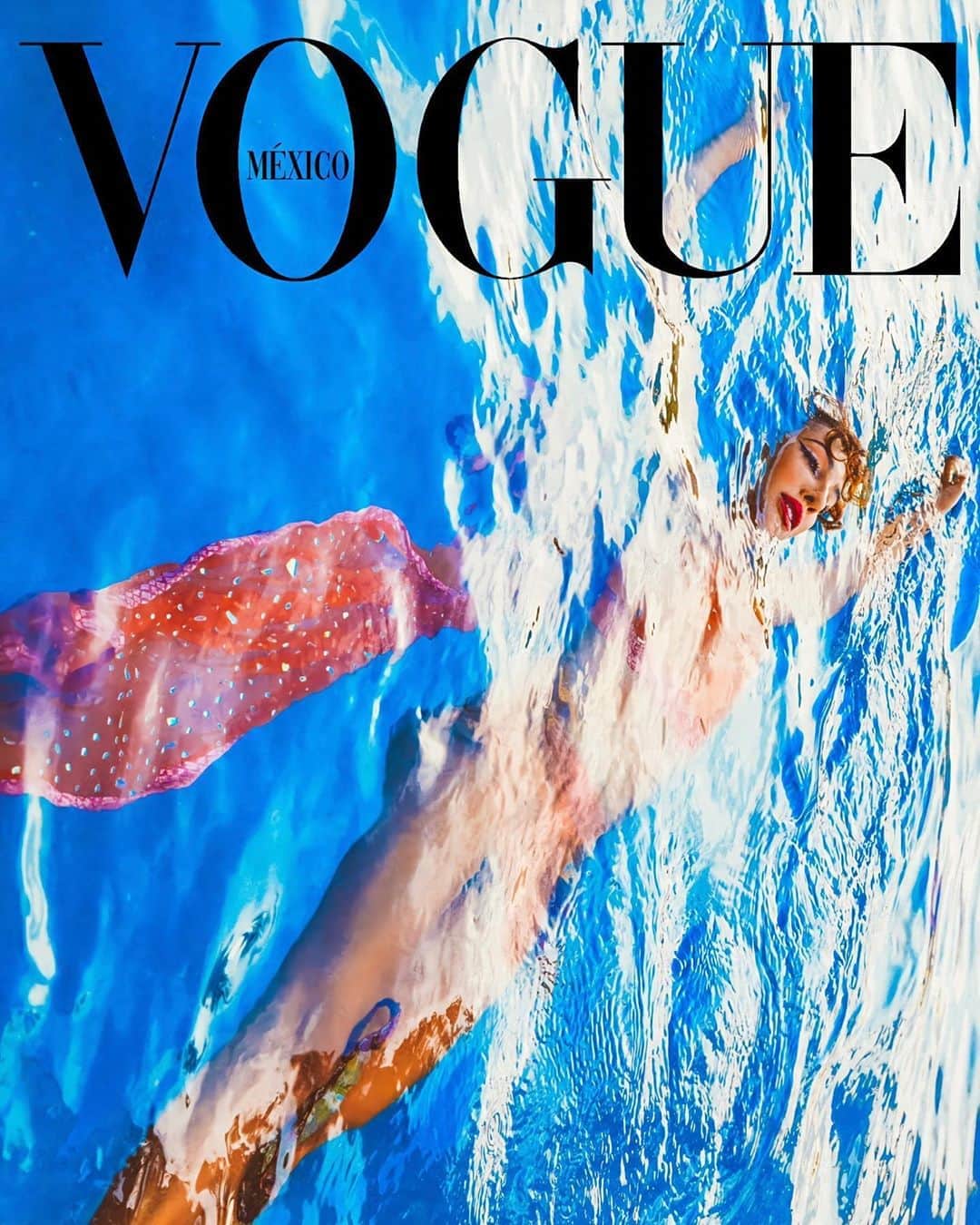 ジャッキー・クルーズのインスタグラム：「Missed the “Vogue Challenge” but still challenging myself to be on the cover of @voguemagazine one day. Virtual shoot by the talented @alexandragavillet」