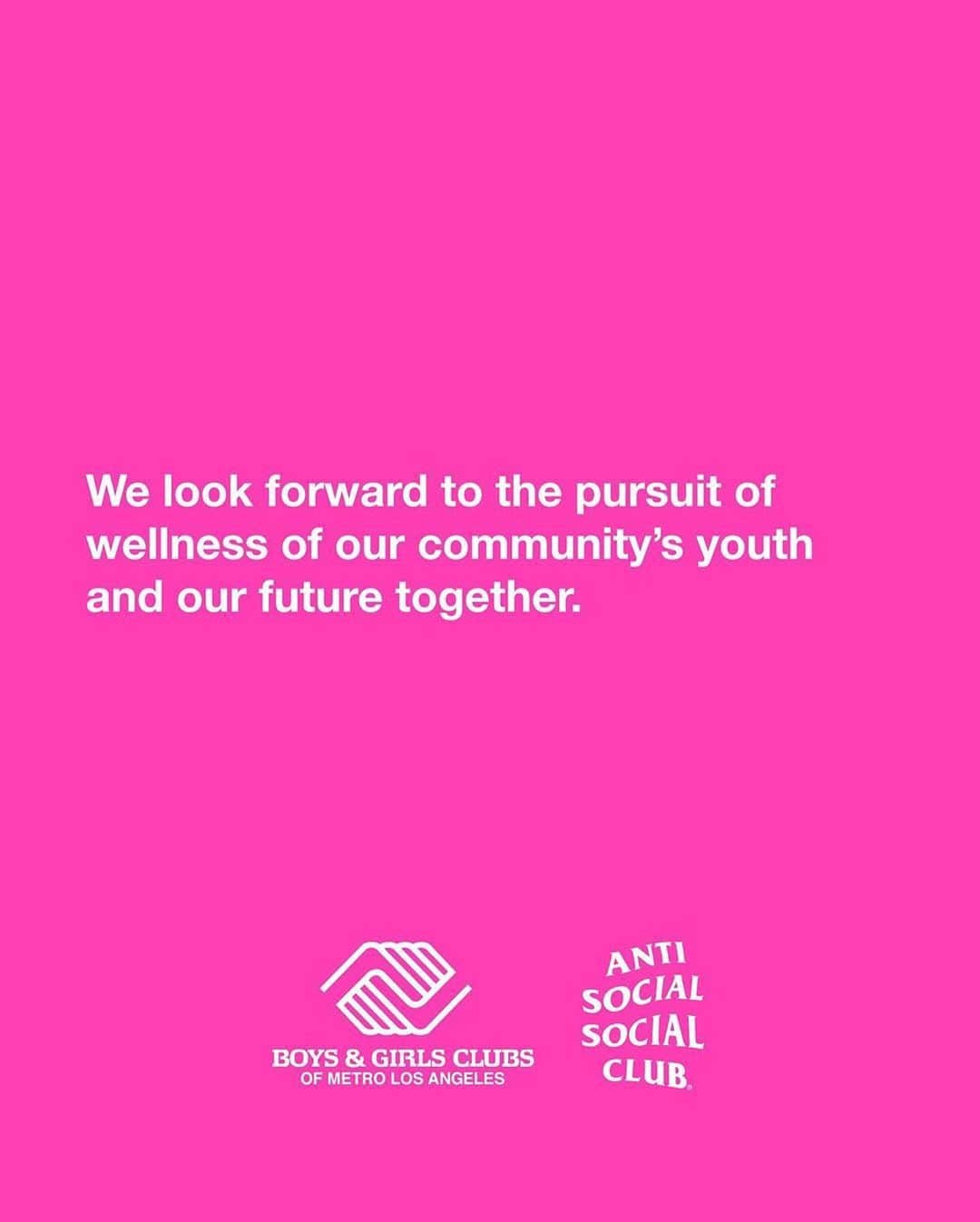 HYPEBEASTさんのインスタグラム写真 - (HYPEBEASTInstagram)「@hypebeaststyle: @antisocialsocialclub is partnering with the @bgcmla for a charitable initiative. Although details are scarce, ASSC has promised: "donations and proceeds [are] going towards supporting the mental health and wellness of [BGCMLA] members." Stay tuned for more info.⁠⠀ Photo: Anti Social Social Club」7月1日 5時09分 - hypebeast