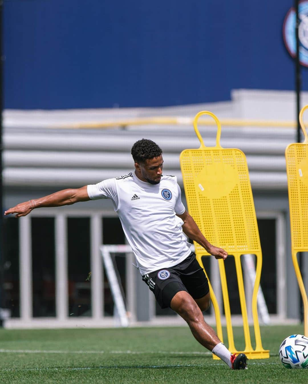 ニューヨーク・シティFCさんのインスタグラム写真 - (ニューヨーク・シティFCInstagram)「Training Day 🤙💪」7月1日 5時24分 - nycfc