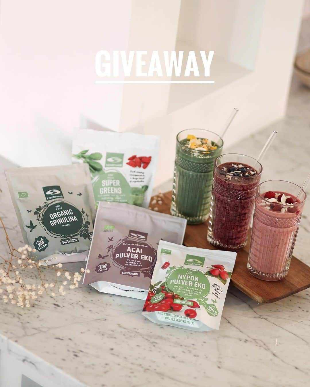 Anna Nyströmさんのインスタグラム写真 - (Anna NyströmInstagram)「✨GIVEAWAY✨ Win this healthy package with - Acai powder, Green Mix powder, Spirulina powder & Rose Hip powder from @svenskhalsokost 💗 Perfect for delicious summer smoothies & bowls! ⁣ ⁣ To enter:⁣ 1️⃣ Follow me @annanystrom  2️⃣ Follow @svenskhalsokost  3️⃣ Tag a friend! ⁣ ⁣ I will announce the 3 winners on July 4th at 16:00 (CET) on my story 🤗⁣ ⁣ Note: Sweden only, you need an open profile & be over 18 years old (certain taxes may apply).」7月1日 5時57分 - annanystrom