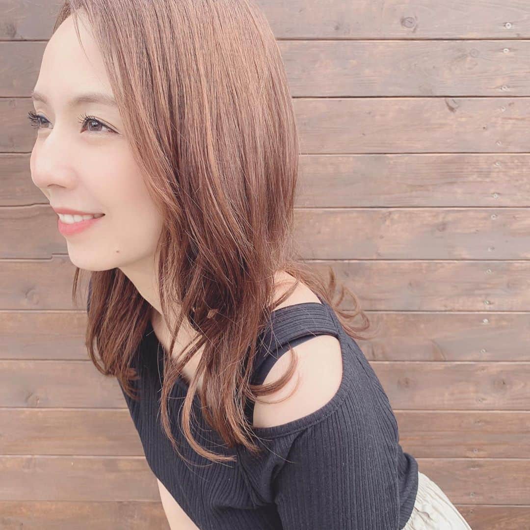 若林翔子のインスタグラム：「.﻿ .﻿ 今日のりほちゃんヘア。﻿ 「テーマは？」と聞くと﻿ またしても﻿ 「北川景子さん風です」﻿ とのことで、今日もテンション爆上がりでした笑。﻿ ﻿ ﻿ #ちょっとブレイクタイム　#ミヤギテレビ﻿ #りほちゃんヘア　#北川景子さん風　#2度目﻿ #ありがとうございます　#恐縮です」