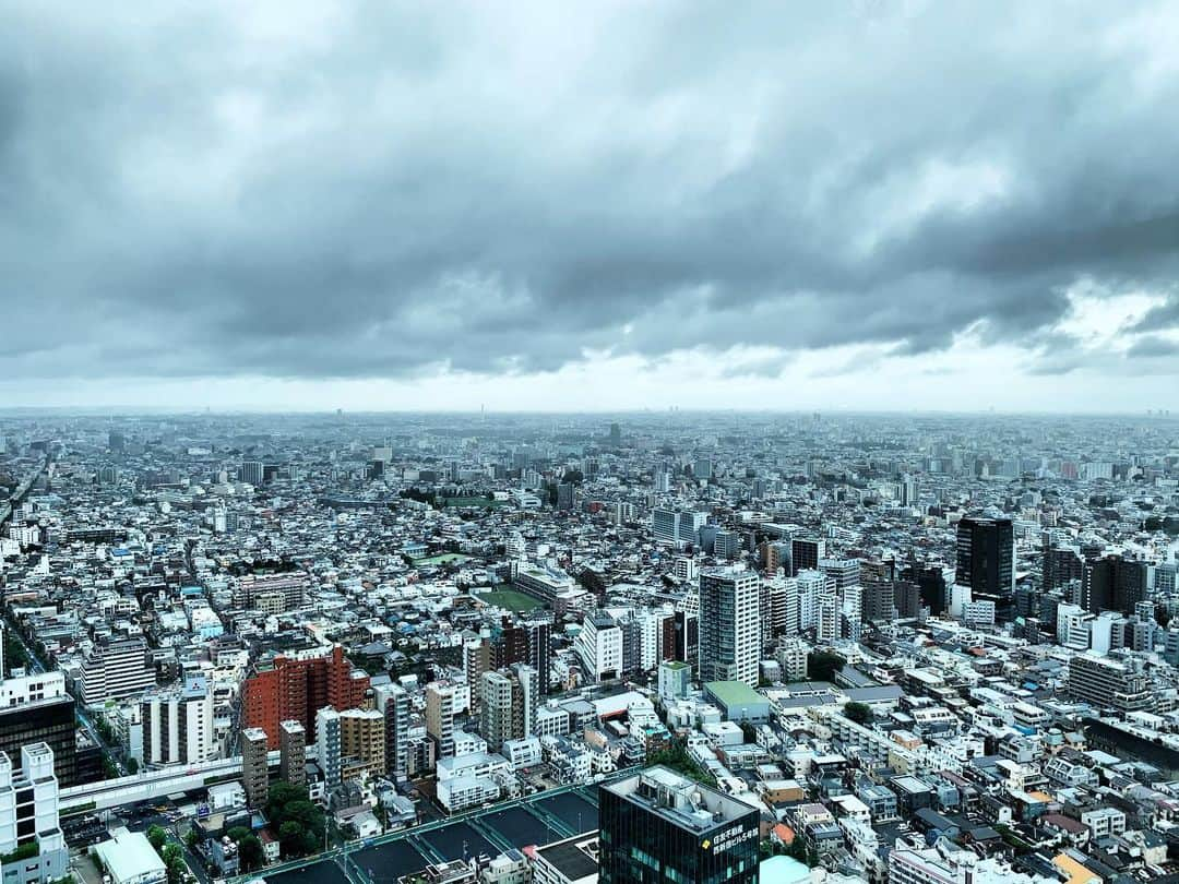 井浦新さんのインスタグラム写真 - (井浦新Instagram)「たまには 新宿山からの眺望　 雲がちかい #新宿山」7月1日 17時23分 - el_arata_nest