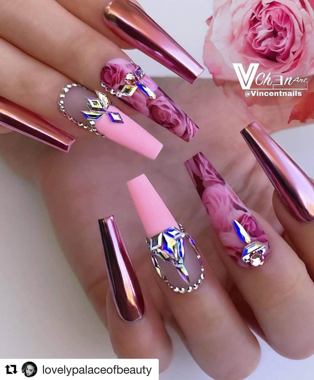 Nail Designsさんのインスタグラム写真 - (Nail DesignsInstagram)「Repost @lovelypalaceofbeauty  ・・・ These nails are gorgeous!💖😍  #nailsofinstagram #nailsartist #naildecoration #nailartistry #nailsonfleek #nailsonig #nails #nailsart #nailjewels #naildesigns #nailart #nailsaddict #nailstyle #nailbar #beautifulnails💅 #nailstagram #naillove #nailporn #nailvideos #diynails #nailaddict #nailtutorials #nailobsession」7月1日 10時37分 - nailartfeature