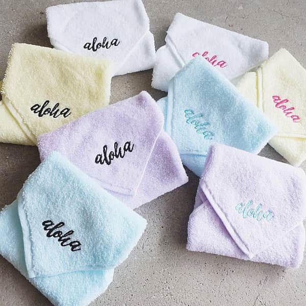 eight o eight のインスタグラム：「. . . ＨＡＮＤ ＴＯＷＥＬ . . . #暑くなってきました ☻ . #beach #sea #beachhouse #beachstyle #beachgirl #california #aloha #hawaii #アロハ #ビーチ雑貨 #ビーチハウス #ビーチスタイル #ビーチライフ #ハワイ#ハワイアン #ハワイ雑貨 #コースタルリビング #カリフォルニア雑貨 #カリフォルニアライフ#カリフォルニアスタイル#雑貨#海 #海を感じる雑貨」