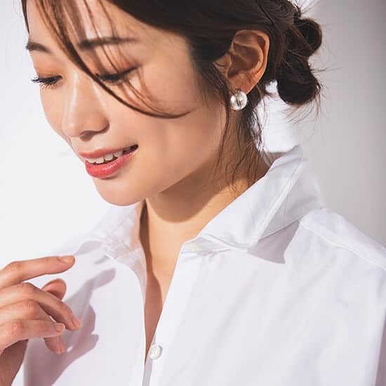 佐藤飛鳥のインスタグラム：「もう7月だって‼️はやいよね〜毎年思うけどさ‼️今年は幼稚園の夏休みも短いし、変な感じ🌞 雨が続いて外で遊べないし2歳の双子のイヤイヤもピークだよ🤮🤯‼️ みんなそれぞれ頑張っていきましょー @keisuke_oyama_ease のお店はついに明日グランドオープン🍰✨」