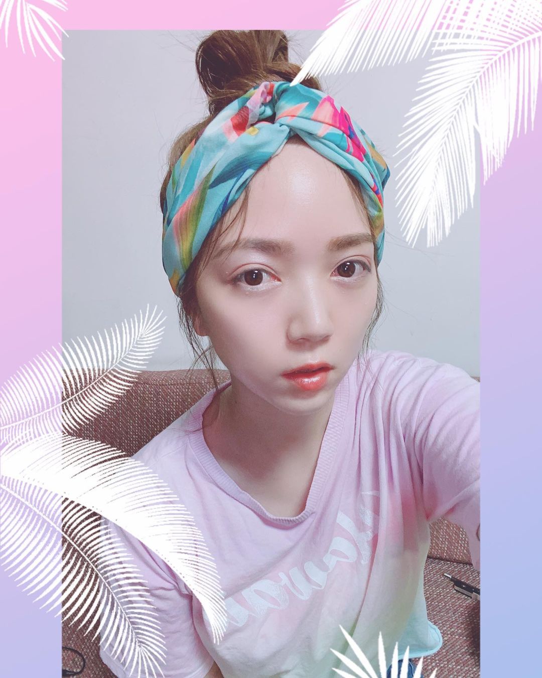 のインスタグラム：「📣 . TikTok はじめました〜〜〜〜📣‼️ . 気軽に弾きまくるコンテンツにしようと思ってます🥳 リクエストもいただいたら挑戦するつもりです🤩🎻 そんなコンテンツは今までなかったので楽しみです✊🏻🧡 . まずはプロフィールのリンクからチェックを❣️ フォローよろしくお願いします🥰‼️ . . 実を言うと私と事務所の記念日😛 7月1日からスタートってことで 一発目はやっぱりあの曲だよ🌴👸🏼🧡🤍🤎 . . . #7月1日 #TikTok #はじめました #Tokyo#Japan#Violinist#Artist#Traveler#music#love#happy#musicianslife#selfie#July1st#相知明日香#旅するヴァイオリニスト#旅#旅行#東京#日本#ヴァイオリン#ヴァイオリニスト」