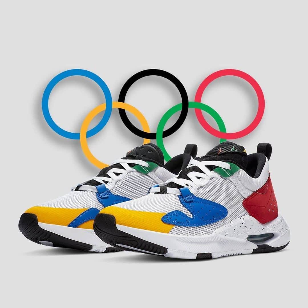 Sneaker Newsさんのインスタグラム写真 - (Sneaker NewsInstagram)「@jumpman23 continues to crank out some solid lifestyle options. On the heels of the Delta SP is the Air Cadence with a runner aesthetic with its layered approach and visible Air Max unit. This Olympics edition is coming soon to stores along with a slew of new colorways. Link in bio to get a closer look, or swipe up in our IG stories.」7月1日 14時30分 - sneakernews