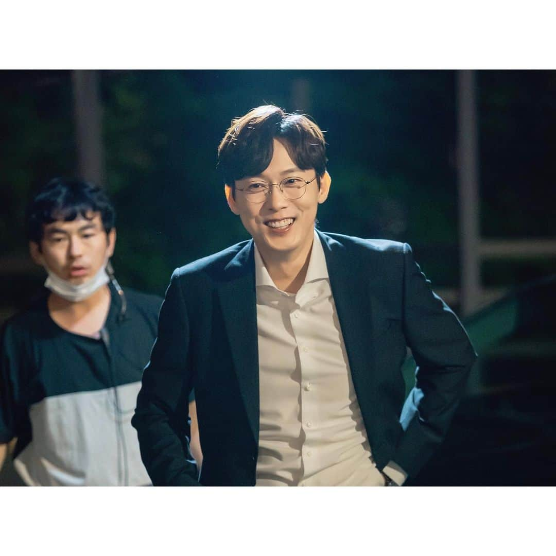 C-JeS エンタテイメントさんのインスタグラム写真 - (C-JeS エンタテイメントInstagram)「이번주면 #박병은 과도 아쉬운 굿바이라죠😢👋🏻 ⠀ 매주 설렘 폭발! #오마베 #재영 심쿵 비하인드 보고💓 오늘 밤 10시 50분 #본방사수 까지! ⠀ #ParkByungEun #tvN #kdrama #ohmybaby #씨제스타그램 #cjestagram」7月1日 14時44分 - cjes.tagram