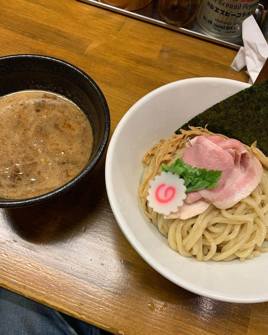 平田裕一郎さんのインスタグラム写真 - (平田裕一郎Instagram)「7月になりましたね。  最近、ラーメン熱が上がり、 食べたラーメン達。  #らーめん  #井の庄  #辛辛魚  #つけ麺  #mamiana  #赤のれん」7月1日 14時59分 - yuichiro_hirata