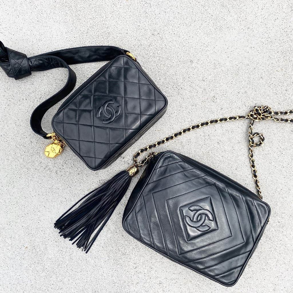 トライセクトさんのインスタグラム写真 - (トライセクトInstagram)「【decouverte】﻿ ﻿ ﻿ VINTAGE CHANEL BAG👜﻿ ﻿ ﻿ コンディションの良いヴィンテージシャネルバッグが入荷致しました。﻿ 大変希少なお品物ですので、是非お早目にご覧下さい。﻿ ﻿ ﻿ こちらの商品は京都店でのお取り扱いになります。﻿ 京都店 TEL 075-275-4069﻿ 営業時間11:00-20:00﻿ ﻿ ﻿ ﻿ こちらの商品に関しましては京都店に直接お電話にてお問い合わせ頂きますようお願い致します。DMでのお問い合わせはお受付していない為ご了承下さいませ。﻿ ﻿ ﻿ ﻿ 〈通販対応受付中〉﻿ 当店ではご来店が難しい方に向けて、通信販売（eコレクト）の対応も行なっております。﻿ 尚、只今期間限定でeコレクトの送料を無料とさせて頂きます。掲載商品や詳細につきましては、お気軽に店舗にお電話にてお問い合わせ下さい。﻿ ﻿ ﻿ 詳細はdecouverteのプロフィールリンクよりブログをご覧ください。﻿ ﻿ ﻿ ﻿ ﻿ #デクーヴェルト#ヴィンテージ ﻿ #ヴィンテージショップ #ベイクルーズ ﻿ #シャネル #ヴィンテージシャネル」7月1日 15時07分 - baycrews