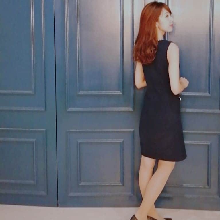 杉山由紀子のインスタグラム：「7月start✨✨ * なんだか最近デトックスと、 新しいことを取り入れる気持ちが強い。 * * 足を止めてる暇はない😌 後ろ振り返っちゃう時もあるけど、 * 前に進みたいな✨✨✨ 身体がついていかないときはちゃんと少し休んで😌 * 少しずつでも前へ🚶‍♀️✨✨✨ * * #デトックス #成長 #吸収 #進もう #7月 #start」