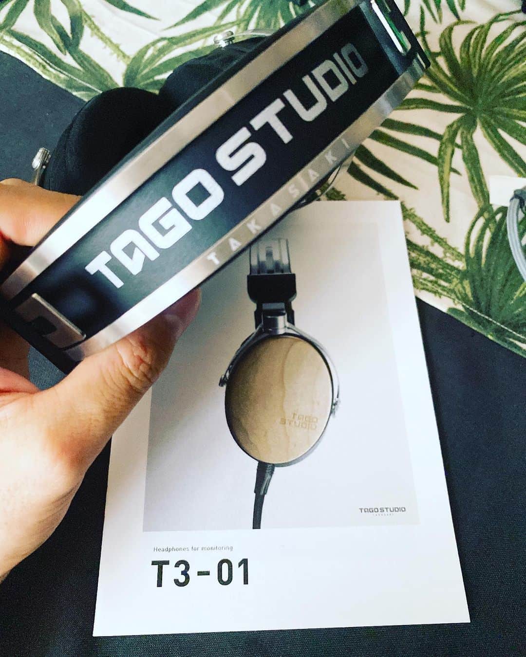 tokuのインスタグラム：「New Gear 💯‼️ #tagostudio #studiomonitorheadphones」