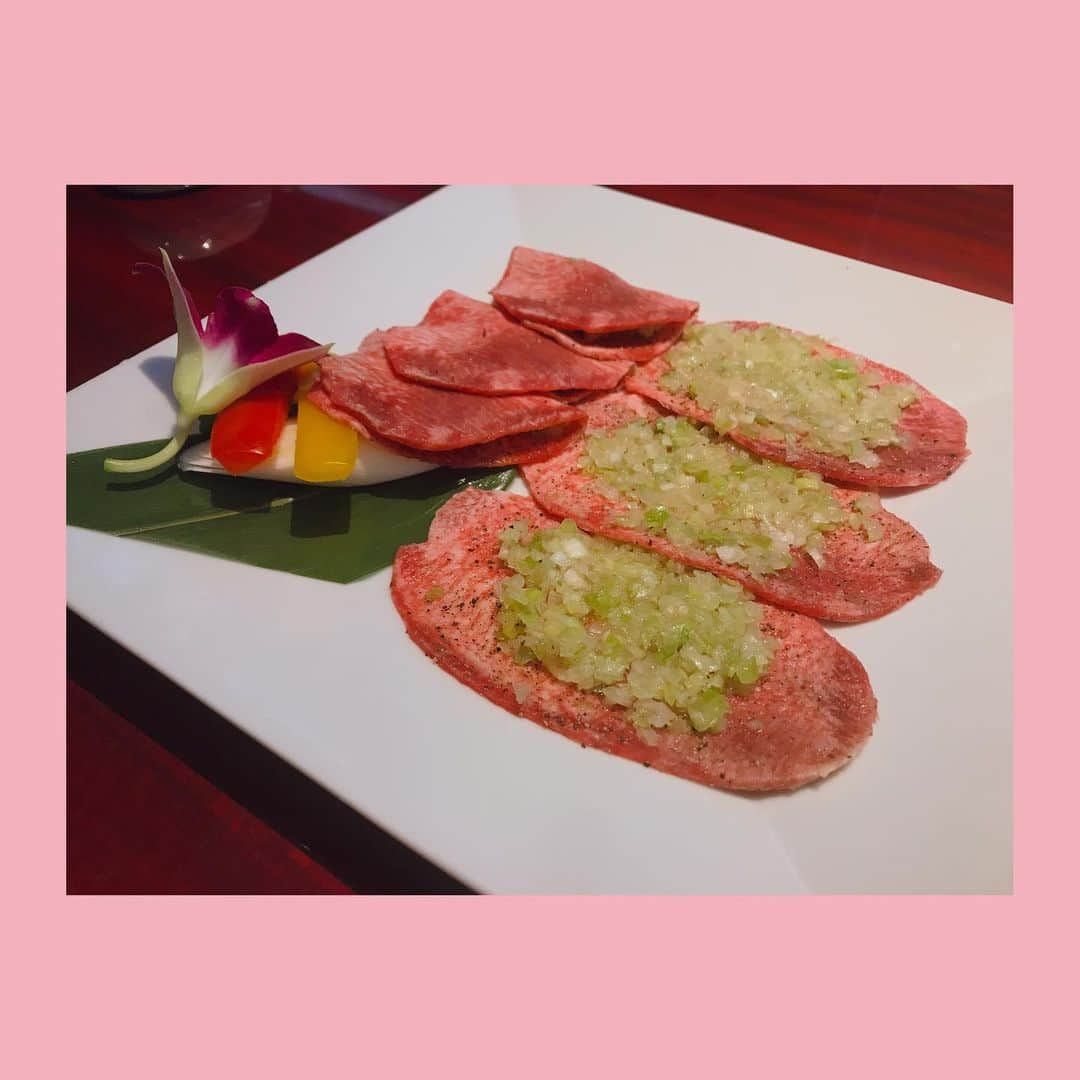 桃宮もものインスタグラム：「🌟焼肉ランチ🍖✨ ・ ・ ・ #ランチ #ランチ🍴 #ランチ☀🍴 #ランチ会 #ランチ記録 #ランチ日記 #ランチ部 #ランチ見せっこ #ランチ巡り #ランチの幸せ #ランチは #お昼 #お昼ご飯 #肉 #肉活 #🍖 #肉充電 #肉好きな人と繋がりたい #肉スタグラム #絶品 #にくすたぐらむ #フォトジェ肉 #美味しいもの #いただきます #フォローミー #フォロー大歓迎 #フォロー募集中 #ふぉろーみー #ふぉろーしてください #焼肉ランチ」