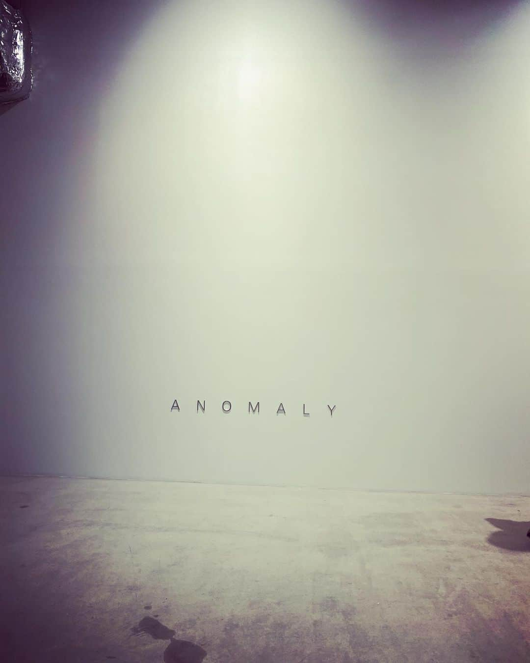 ミラクルひかるさんのインスタグラム写真 - (ミラクルひかるInstagram)「#chimpom  #anomaly  #adrunkpandemic   #個展  #may2020tokyo  稲岡さんがこの日の為に仕込んでくれたビール🍺がマジで美味かった。アーターシタ！」7月2日 1時41分 - miracle_hikaru_official