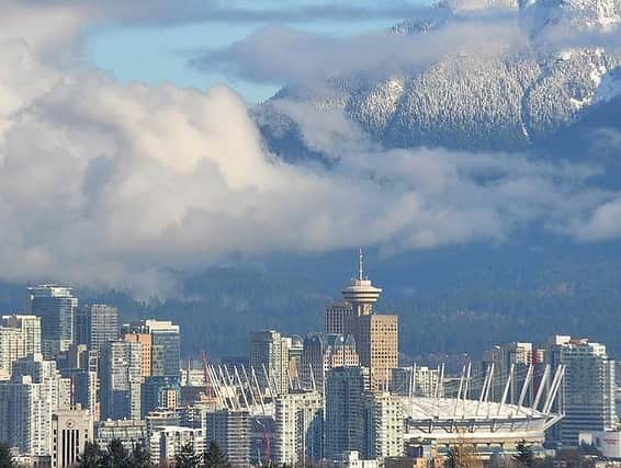 ロバート・アーンショウさんのインスタグラム写真 - (ロバート・アーンショウInstagram)「Happy Canada Day 🇨🇦  #Vancouver #rewind  #football #futbol #soccer #travel #canada」7月2日 1時56分 - robertearnshaw