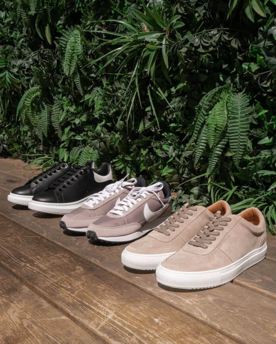 MR PORTERのインスタグラム：「In our new series, we round-up the sneakers worth setting a reminder for this month—from our favourite hype pairs to fashionable collabs. First up on our IG Stories, three options for those putting their best foot forward in July. Head to our highlights to cop 👟 ☝️ #MRPORTERSneakers」