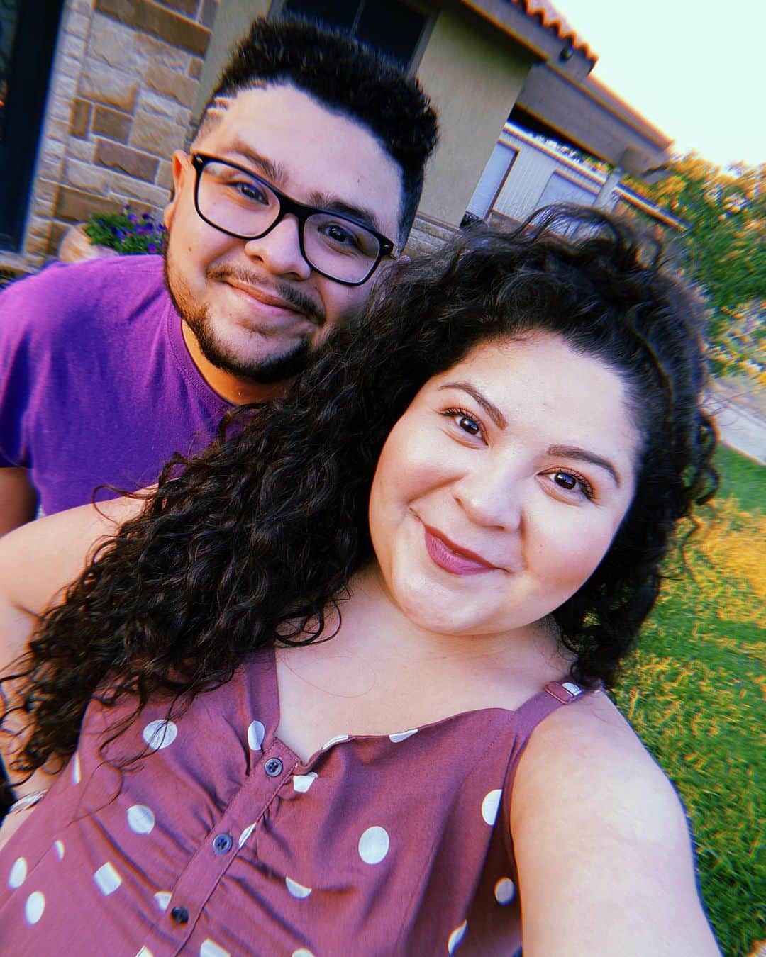 リコ・ロドリゲスのインスタグラム：「Happiest of birthdays to my partner in crime, my favorite sister 😉, @rainydaychatter! We should be celebrating my birthday too since we’re basically twins 😂 Thank you for being the best sister ever! Literally, without you I wouldn’t be anywhere CLOSE to where I’m at today, and not enough IG posts or words can express that. I love you so much and have the best day, you deserve it 😘🥳💜」