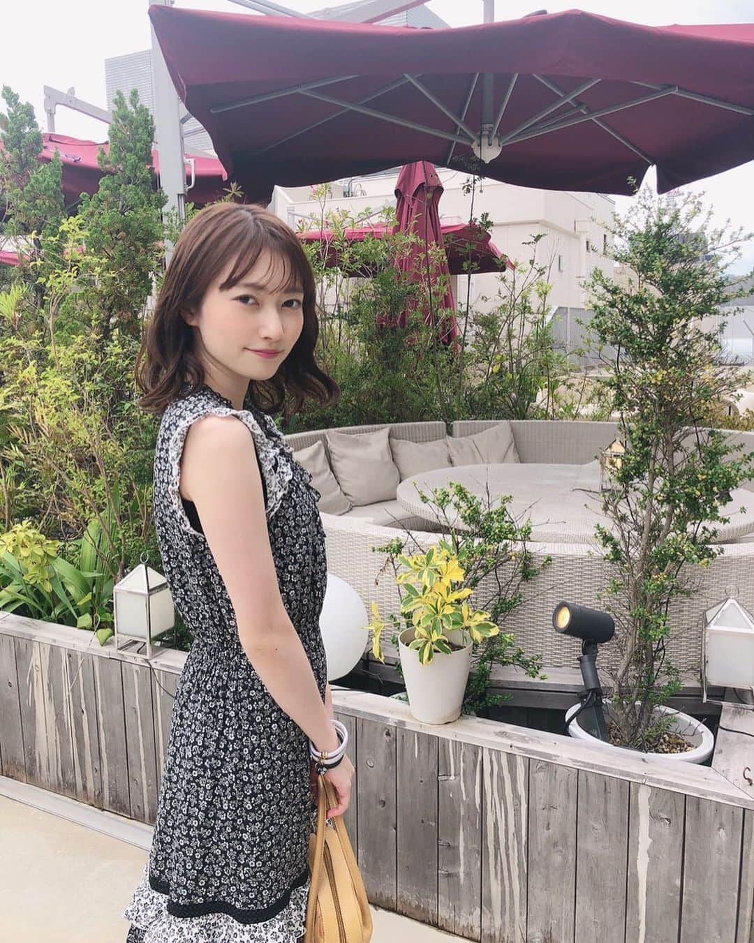 末井櫻子のインスタグラム：「👶🏻🌱 ． ． お久しぶりです★ ． 先日(と言ってももう2週間前ですが笑)22歳の誕生日でした☺︎ ． インスタ、Twitterで沢山メッセージをいただき嬉しかったです🍒 ． ． ミスキャンをきっかけにSNSを始めてからちょうど３年。 今でも変わらず温かいメッセージや応援のお言葉を送ってくださり、日々嬉しいです✨ ． これからも、変わらずよろしくお願いします☺️ みなさんコロナや夏バテに負けないよう頑張りましょ〜💪🏻❤️ ． ． ． #いつもDMやコメントありがとうございます #お返事できない時もありますがとても嬉しく読ませてもらってます🤎」