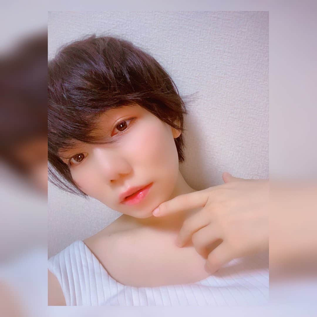 樋口みどりこさんのインスタグラム写真 - (樋口みどりこInstagram)「👦🏻Hi!  #summer #rain  #rainyday  #july  #shorthair  #shorthairstyle #夏 #梅雨 #7月 #こんにちは  #よろしくね  #梅雨明け #まだかな  #洗濯物  #困るよね  #🥺」7月1日 18時52分 - higuchimidoriko