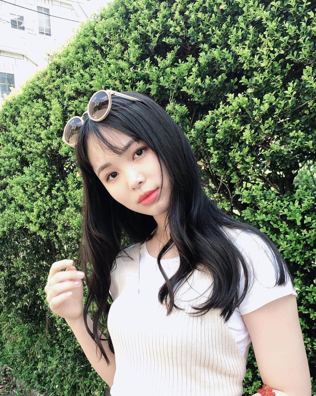 大友樹乃のインスタグラム：「Seventeen8月号本日発売です💖 久しぶりのSeventeenで嬉しいです！ヘアや私服などセルフで撮影したよ〜 是非チェックしてね😘  #seventeen #セブンティーン#st#8月号」