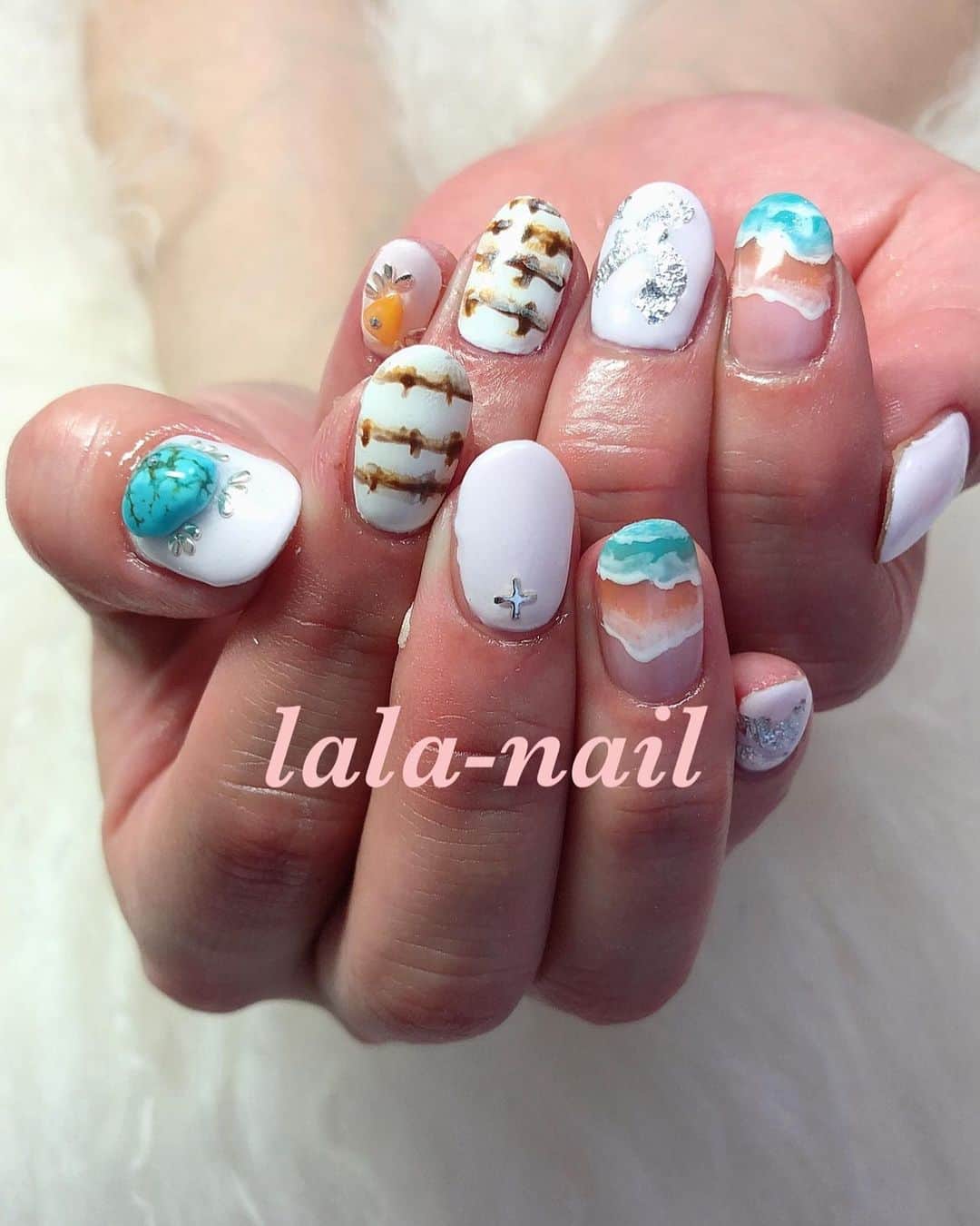 のインスタグラム：「はぁ。。。 このbeachnail🏖可愛すぎた🤪 foot nail にやっても絶対可愛いーやつ💕」