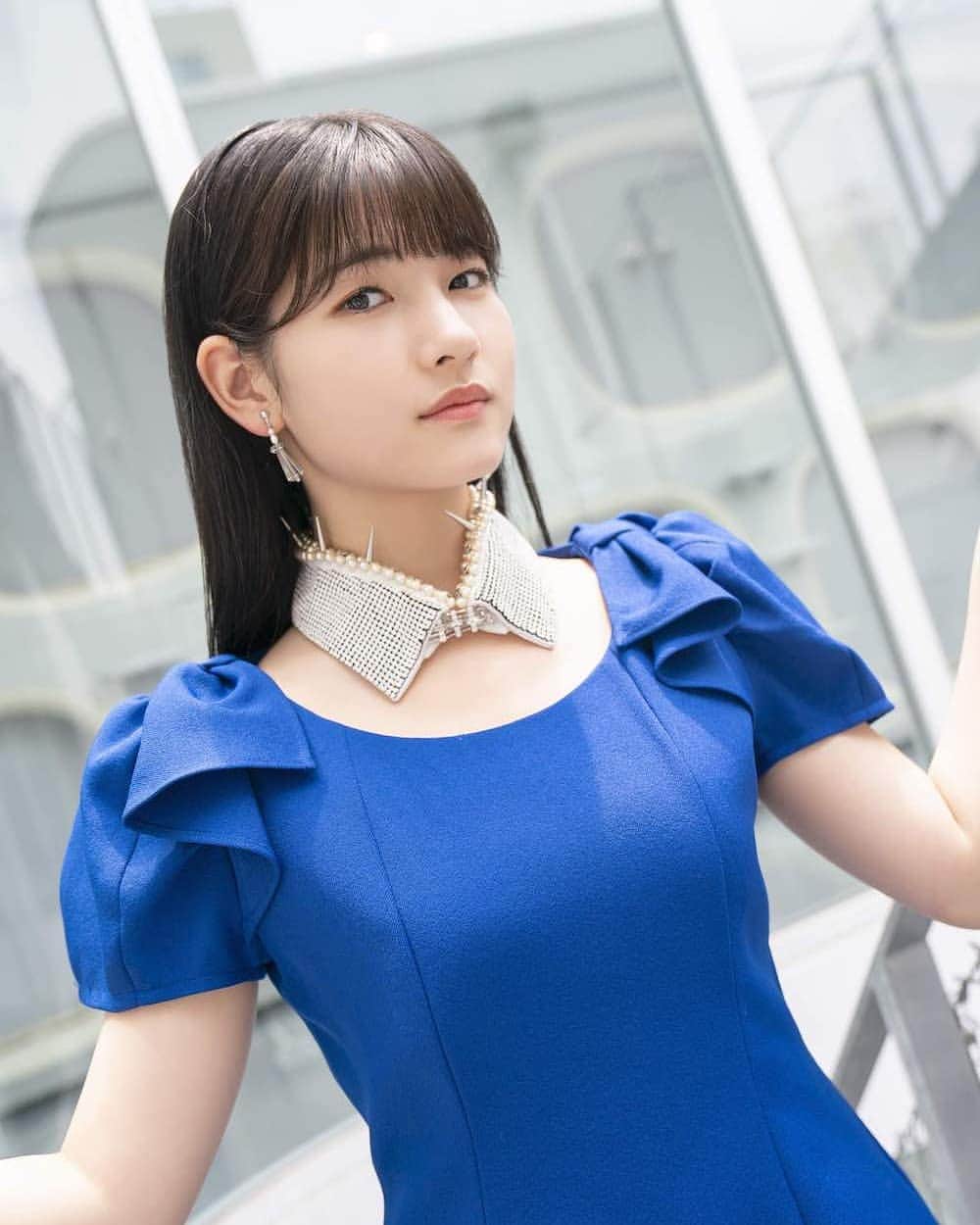 モーニング娘。'20のインスタグラム：「- . 週刊ファミ通15期が登場！ 💙💛💚 . . #北川莉央 💧 . .」