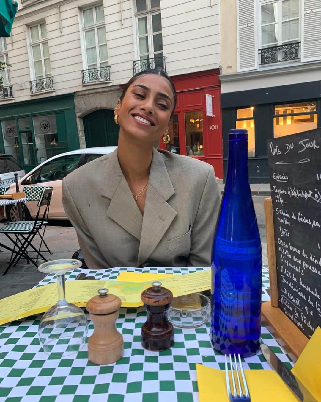 イマン・ハマンさんのインスタグラム写真 - (イマン・ハマンInstagram)「🍽」7月1日 19時40分 - imaanhammam