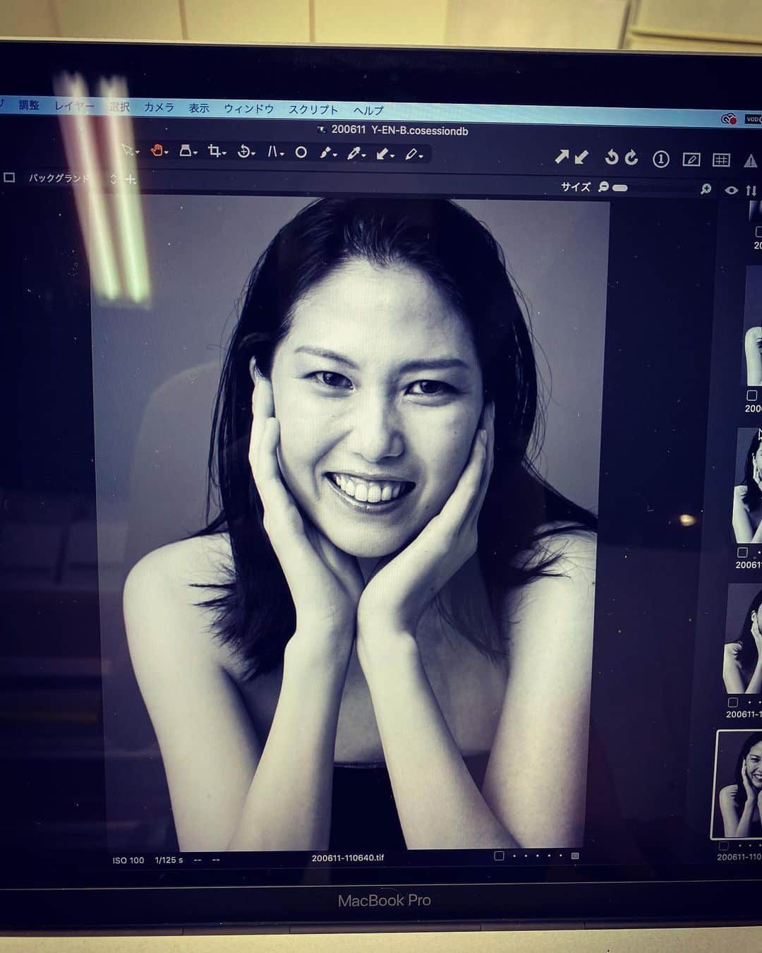 レンナ（RENNA）のインスタグラム：「7月スタート！ keep smiling☺️ 　 　　 photo by @yagiatsushi08  　 　  　 #笑顔 #笑顔が1番 #撮影 #keepsmiling」